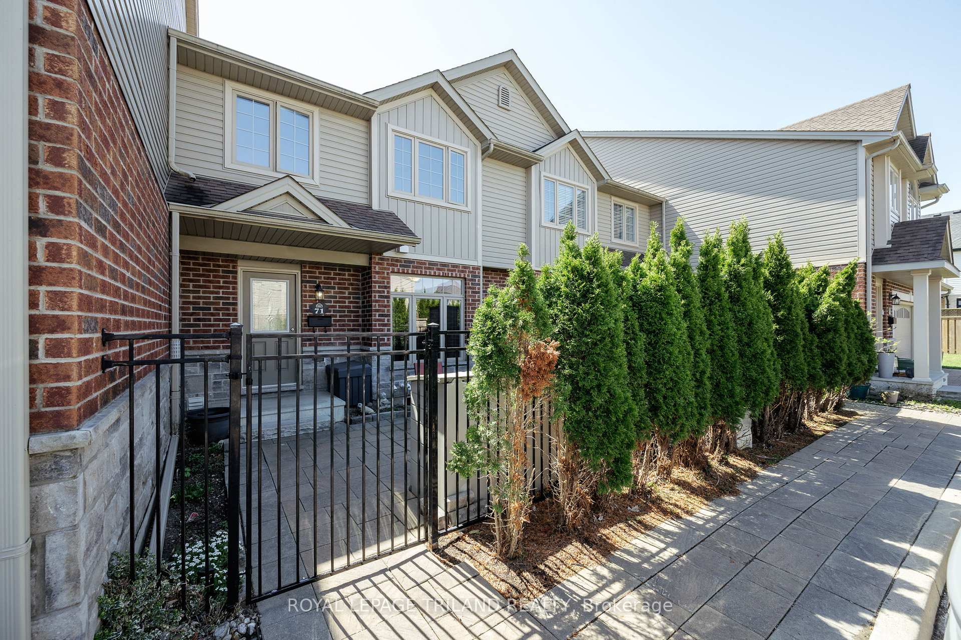 1061 Eagletrace Drive 71, London North, ON N6G 0T3