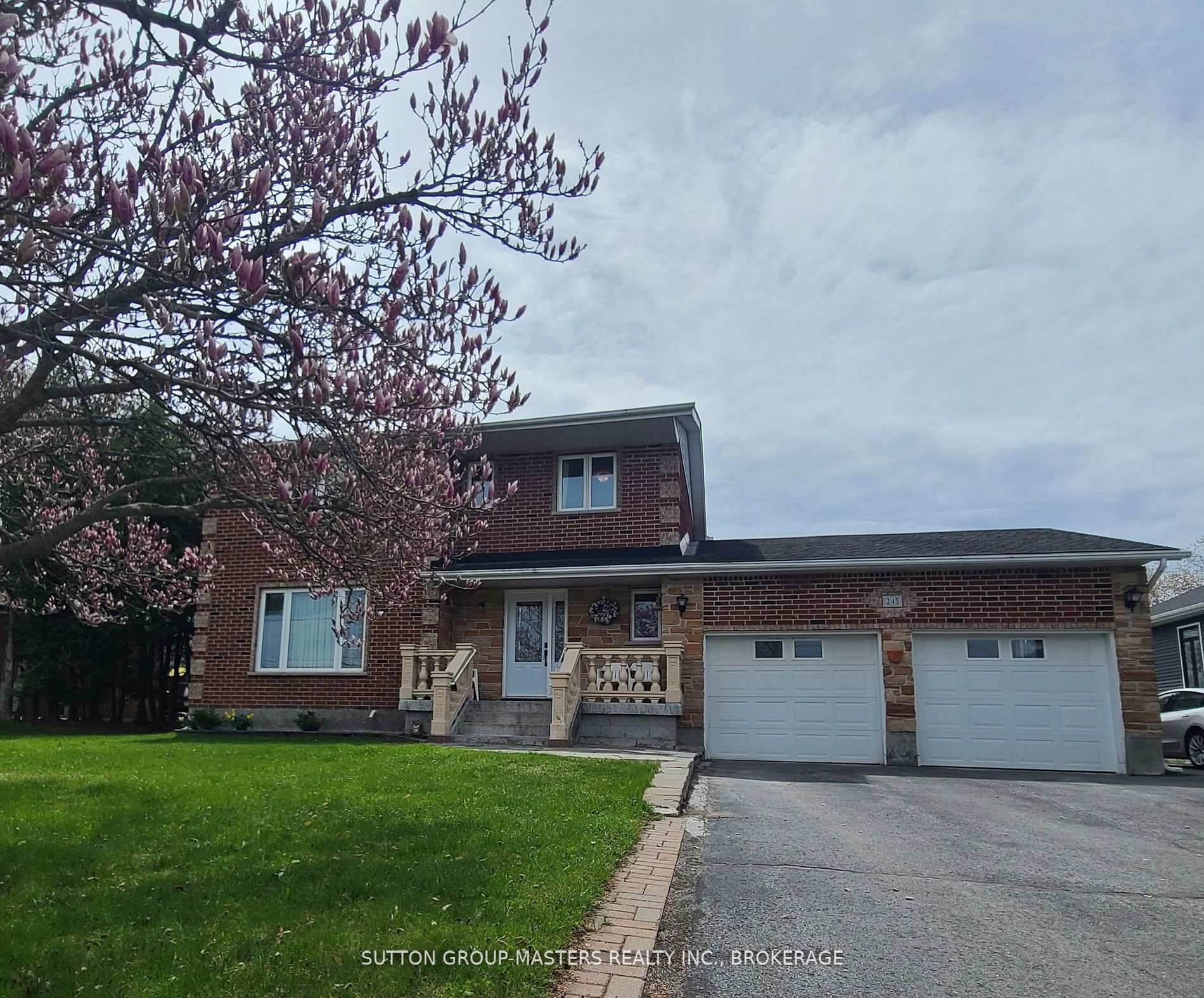 245 Arnold Street, Kingston, ON K7M 3M4