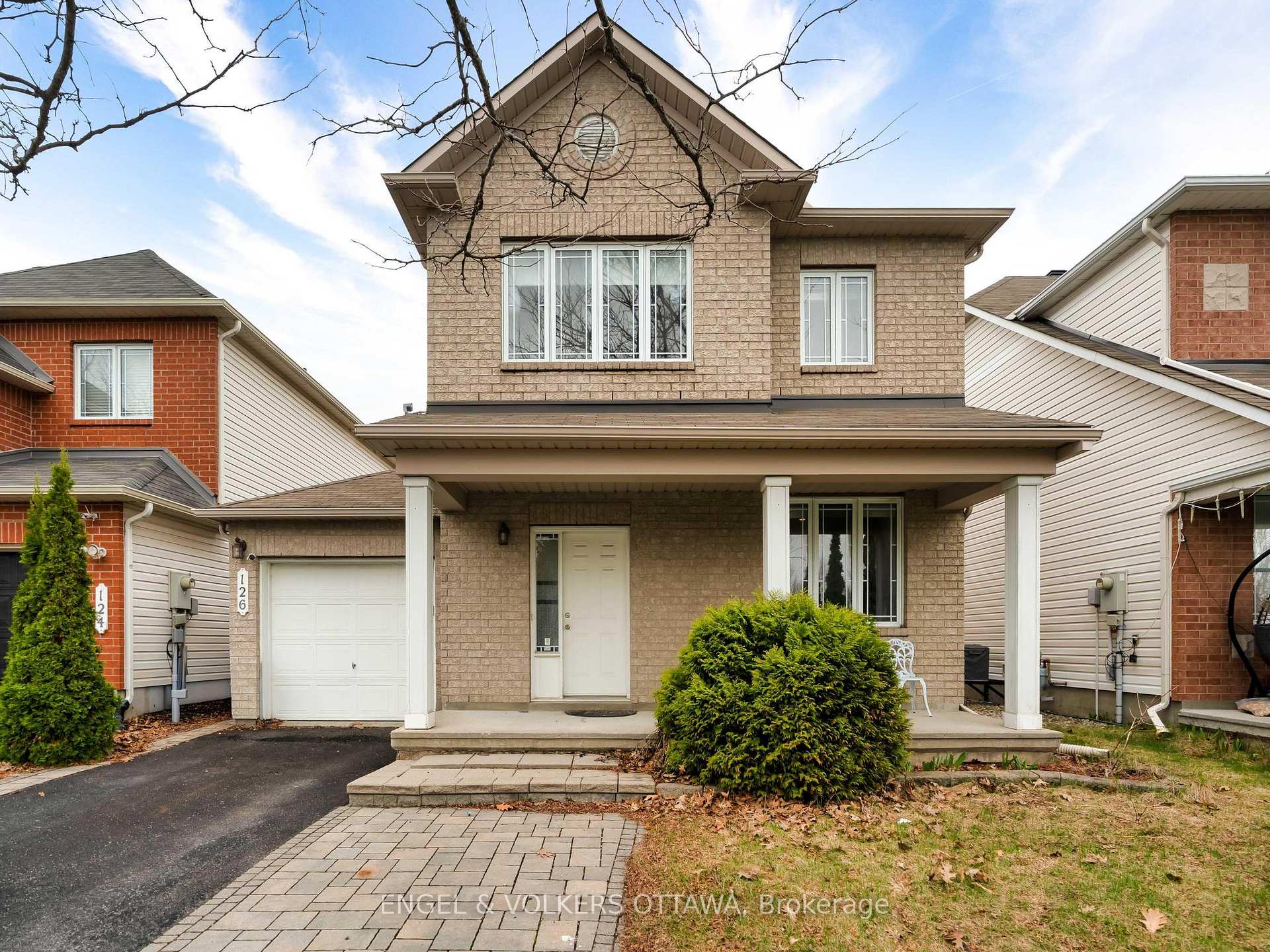 126 Ashmore Drive, Barrhaven, ON K2G 7B3