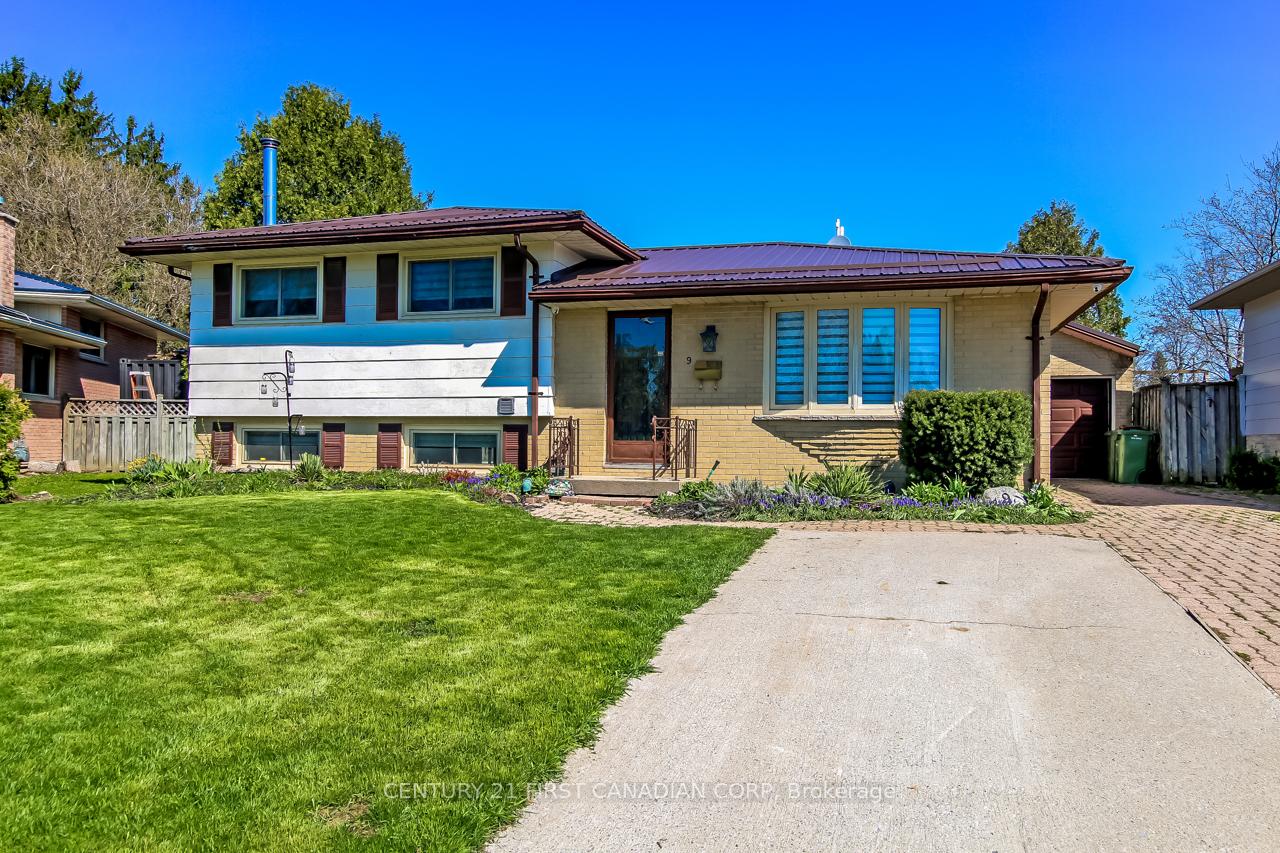 9 McLachlin Place, St. Thomas, ON N5P 2B2