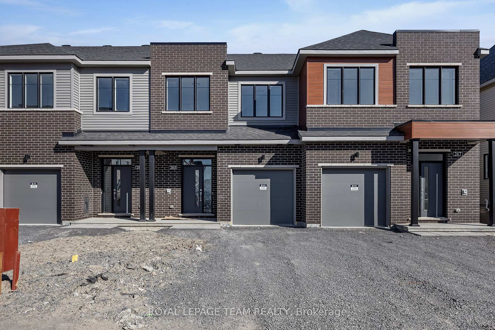 265 Bankside Way, Barrhaven, ON K2J 0C5