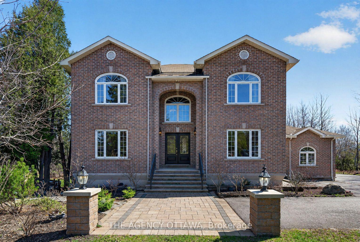 4633 Albion Road, Blossom Park - Airport and Area, ON K1X 1A4