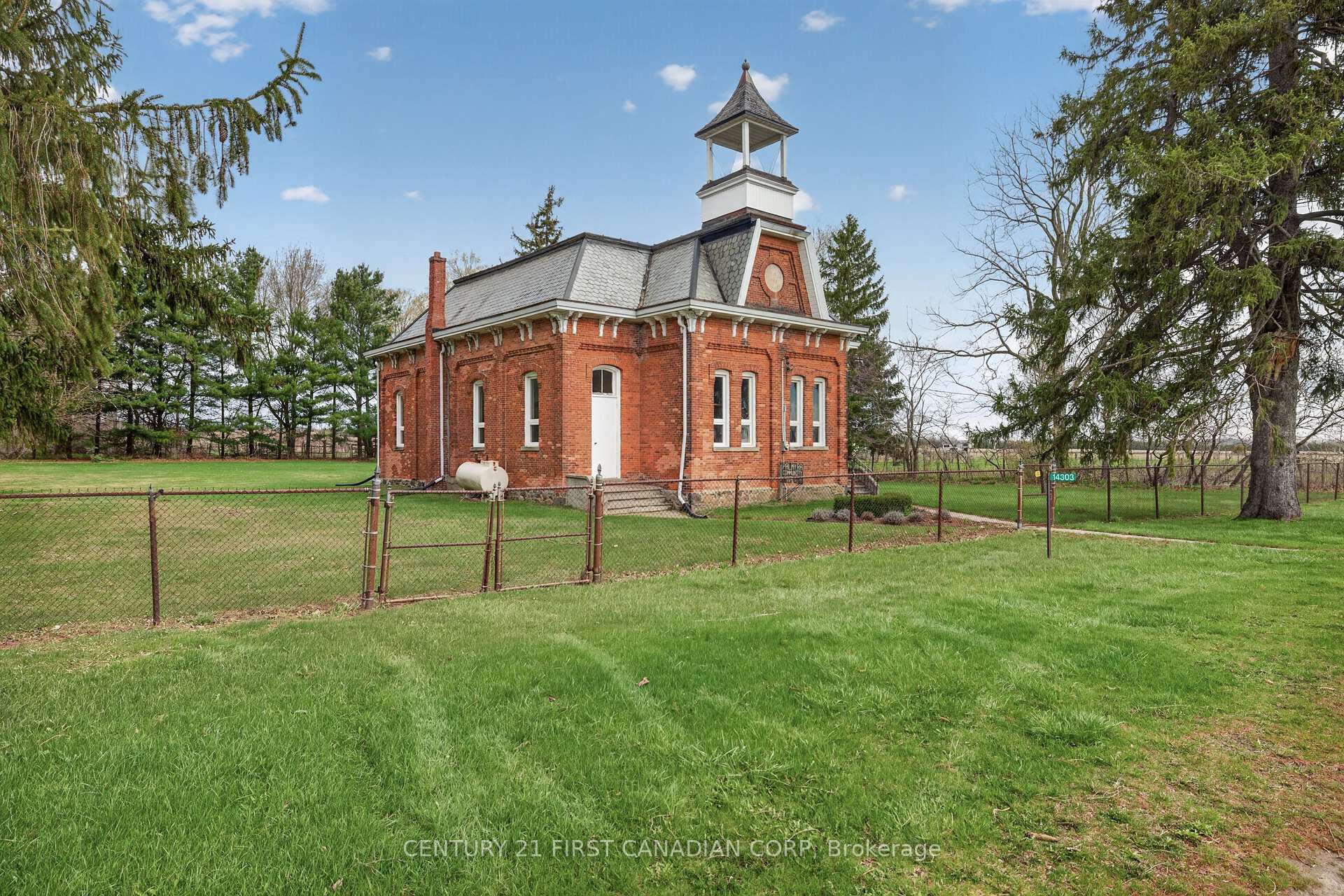 14303 Talbot Trail, Chatham-Kent, ON N0P 2C0