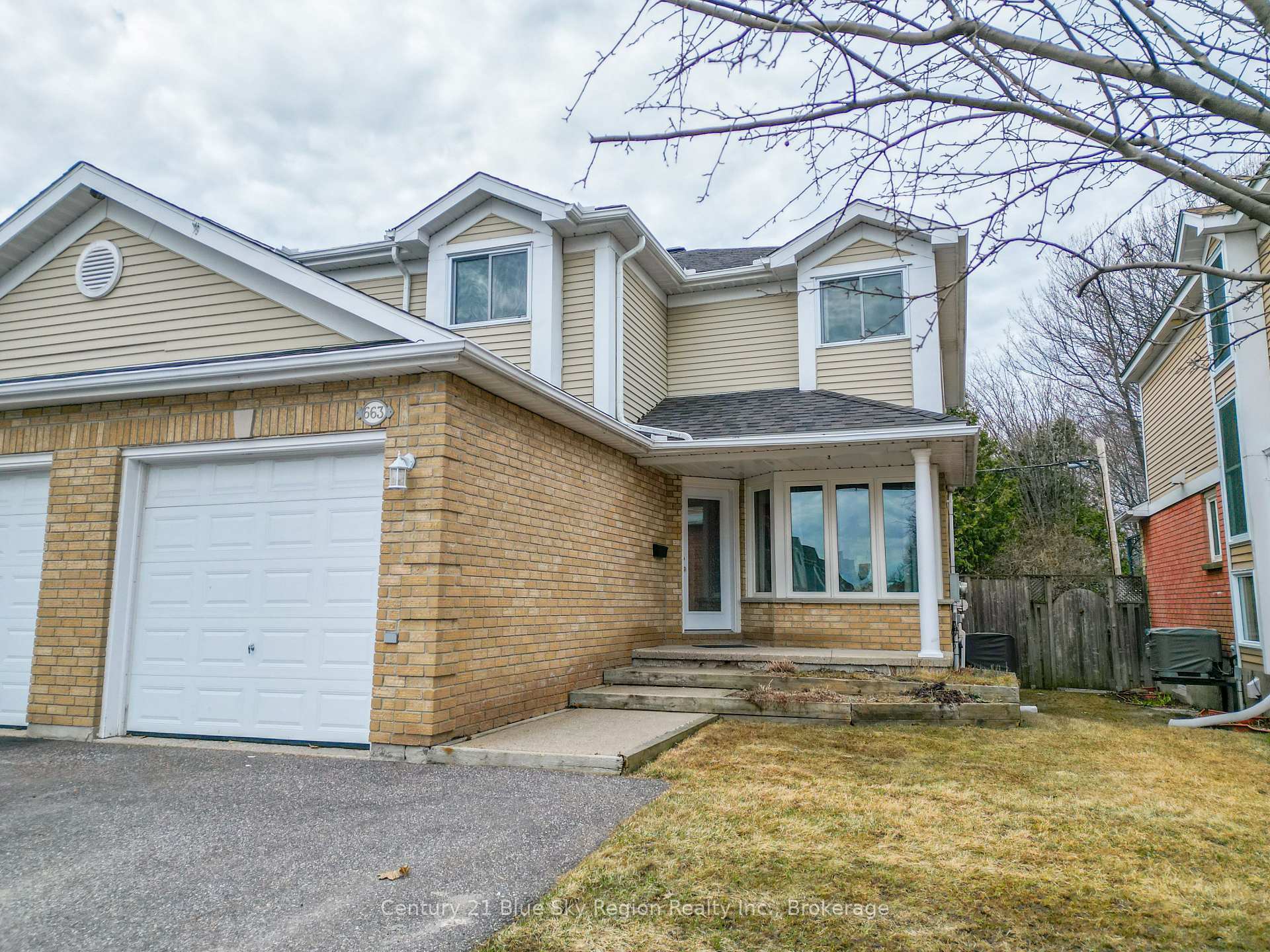 663 Tackaberry Drive, North Bay, ON P1B 8R1
