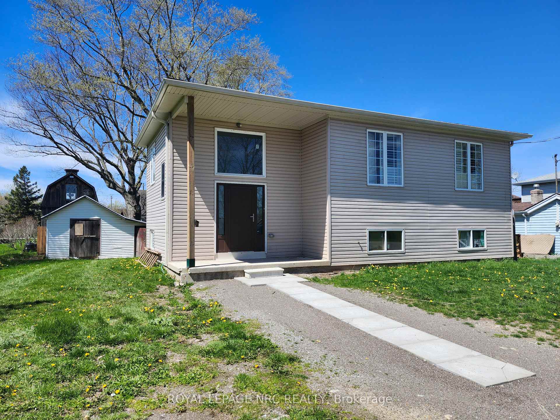 220 Port Colborne Drive, Port Colborne, ON L3K 2M5