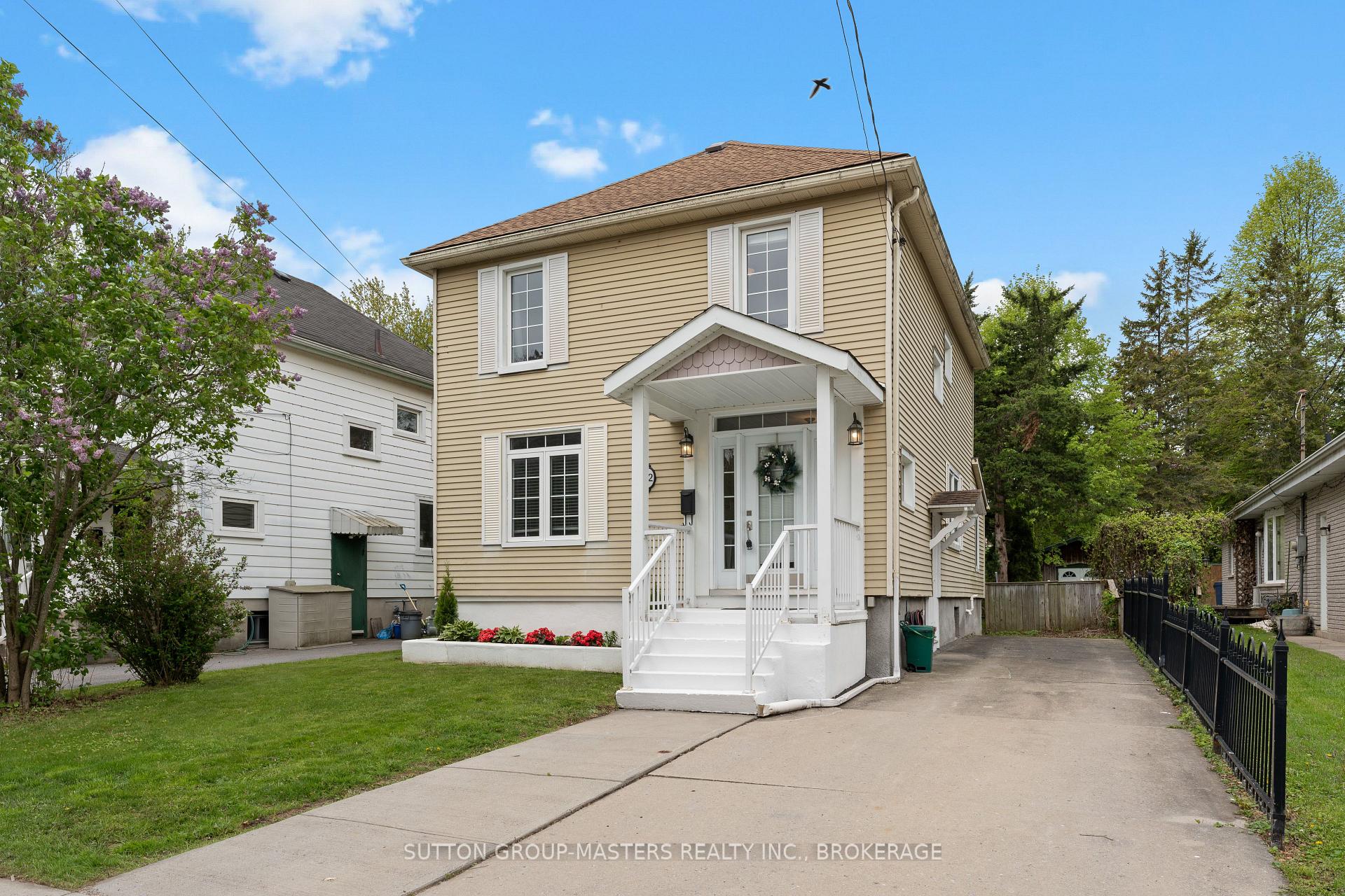 52 Pembroke Street, Kingston, ON K7L 4N4