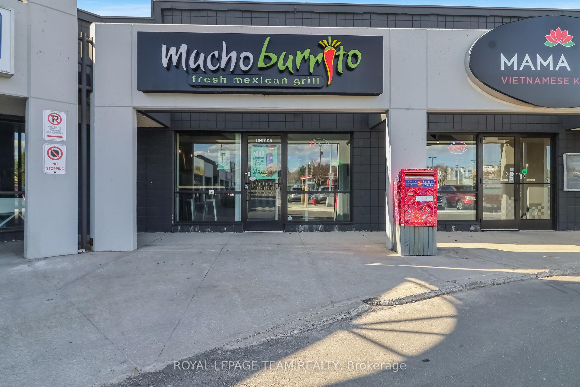 1861 Robertson Road, Bells Corners and South to Fallowfield, ON K2H 9N5