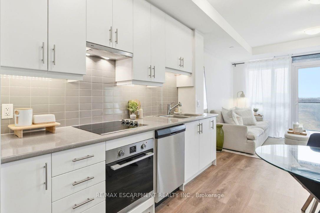 461 Green Road 522, Hamilton, ON L8E 0L5