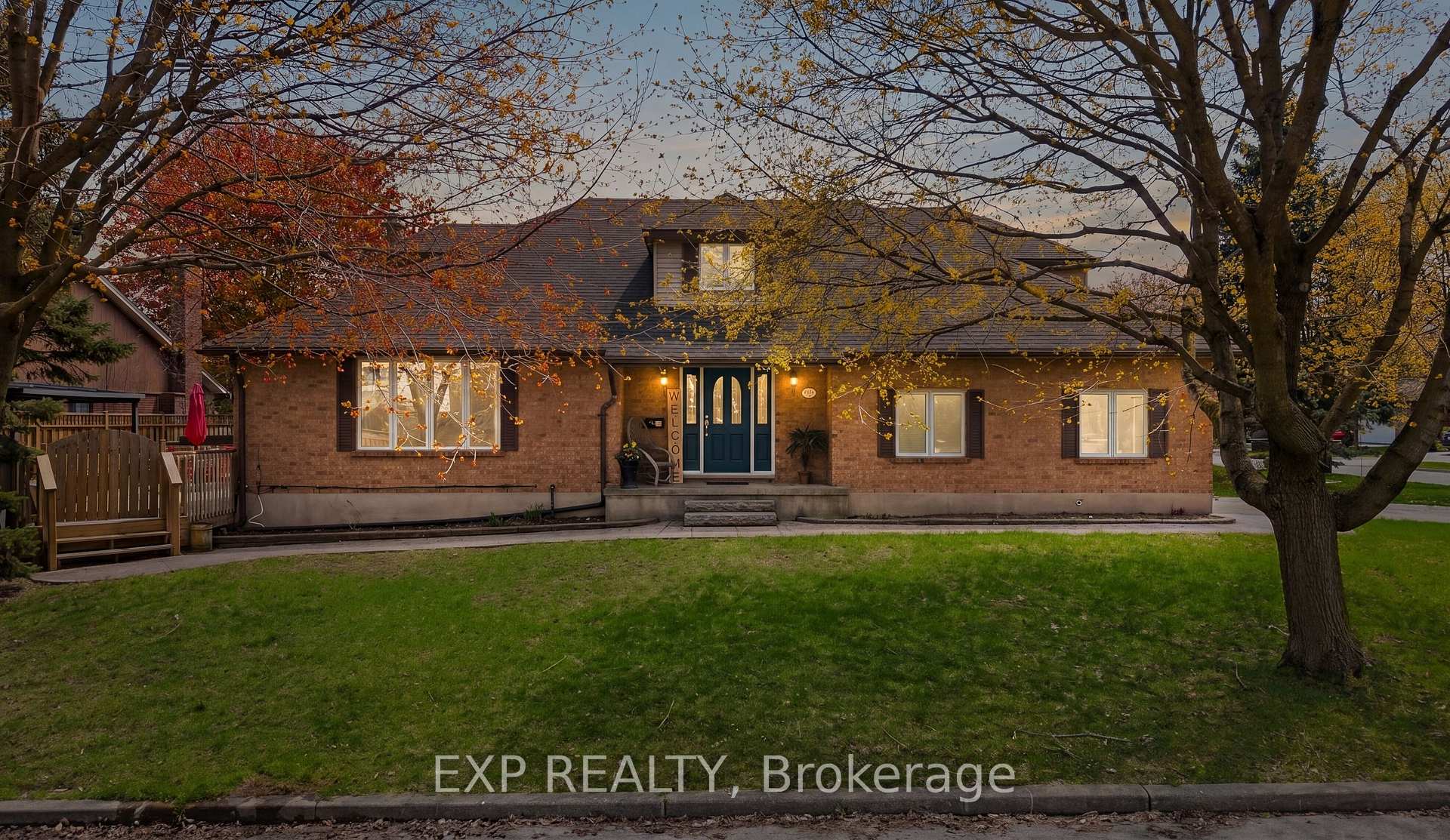 381 Timlock Place, Waterloo, ON N2K 3J2