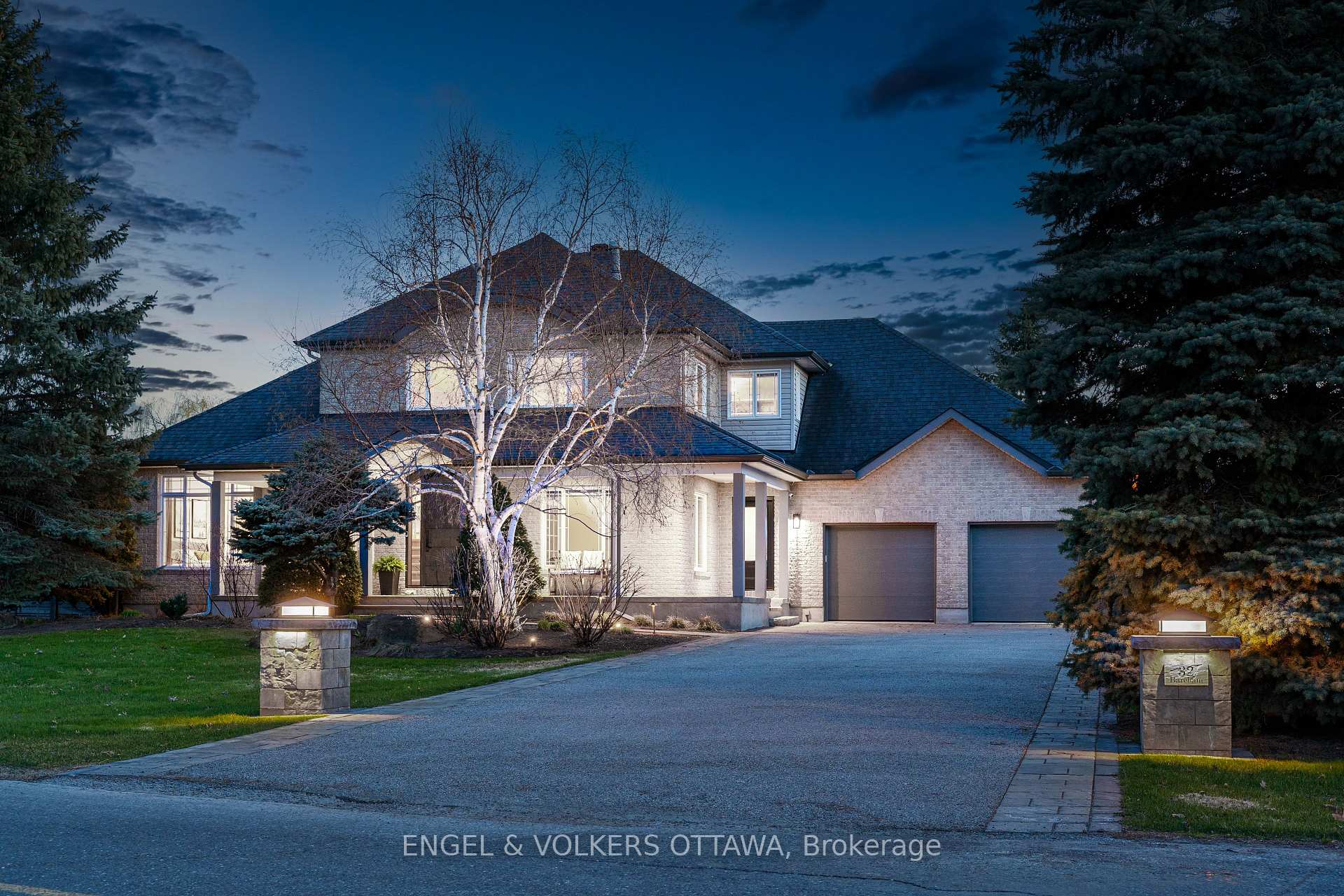 32 Barham Crescent, Barrhaven, ON K2J 3Z7