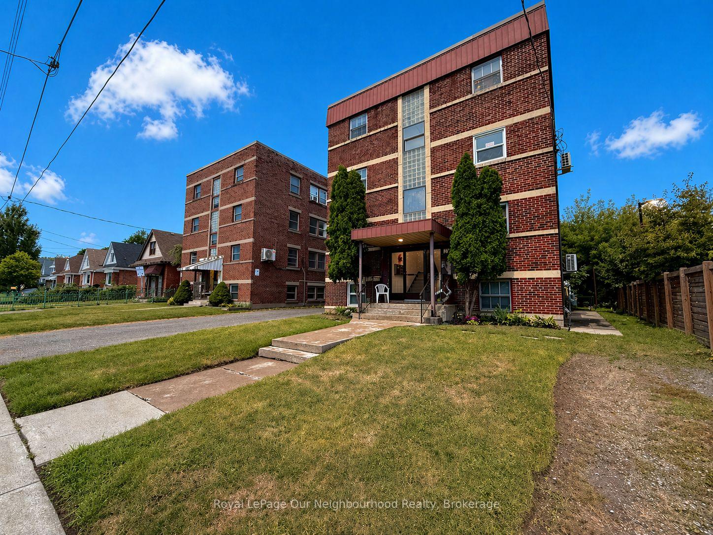 10 Crosthwaite Avenue S 1, Hamilton, ON L8K 2T8
