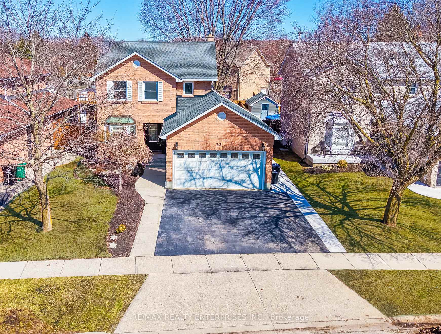 23 Cowan Boulevard, Cambridge, ON N1T 1E5