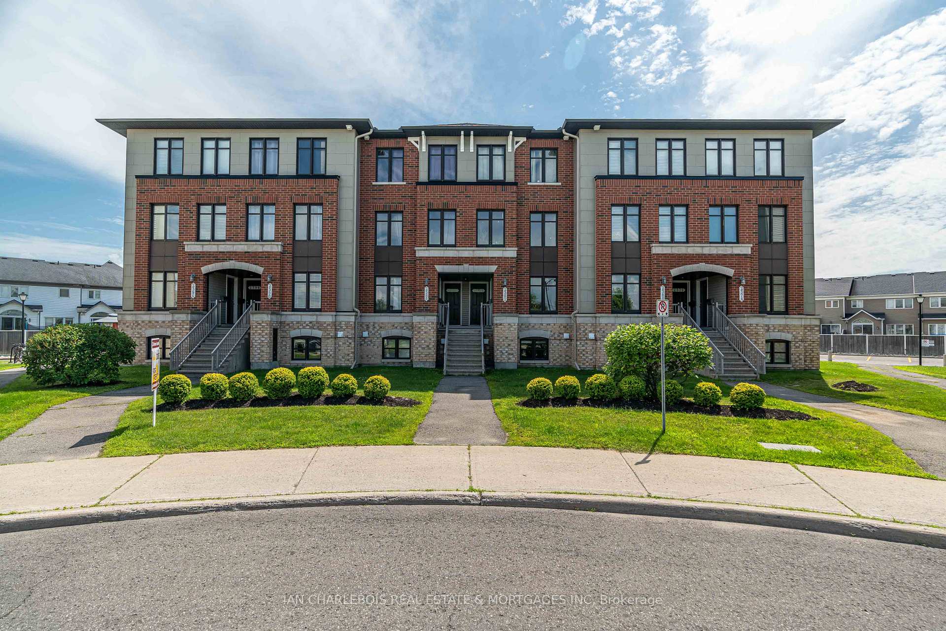 2382 ESPRIT Drive 10, Orleans - Cumberland and Area, ON K4A 0T5