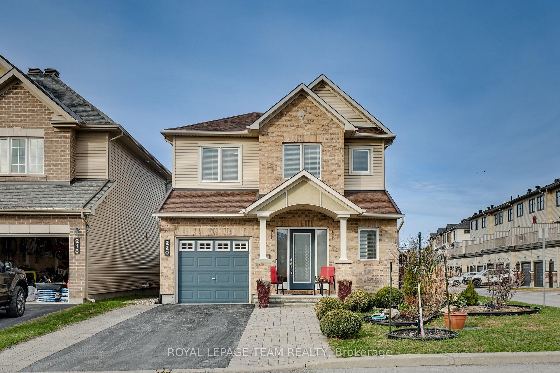 220 Mission Trail Crescent, Kanata, ON K2T 0H7