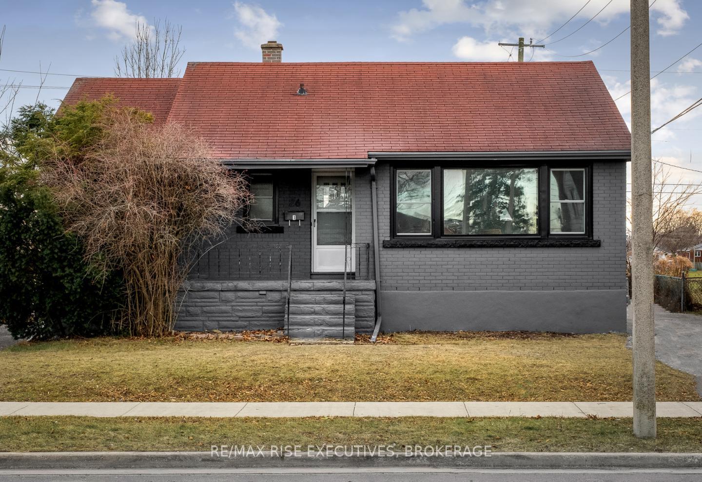 26 Ruskin Street 2, Kingston, ON K7K 2N3