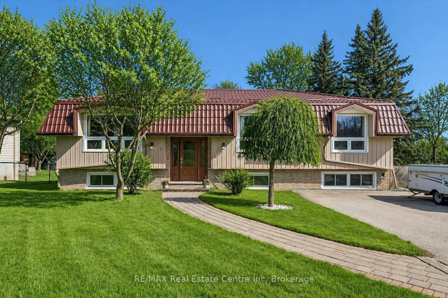 2 HAMILTON Drive, Guelph/Eramosa, ON N1H 6J2