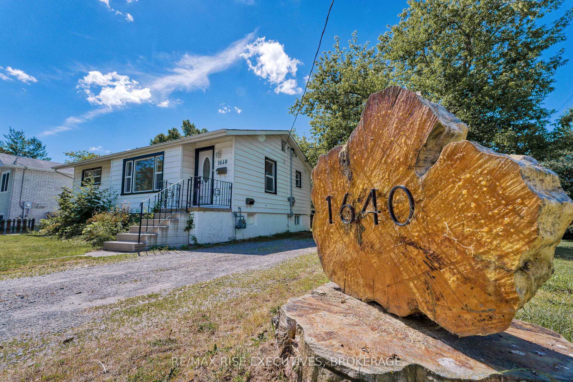 1640 Mary Street 1, Kingston, ON K7M 5J1