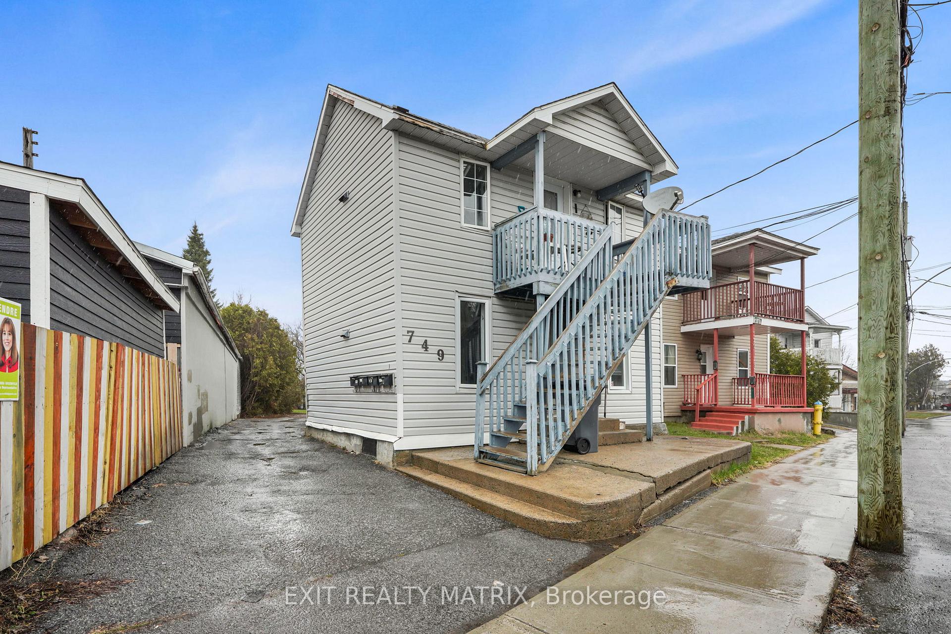 749 Regent Street, Hawkesbury, ON K6A 1G5