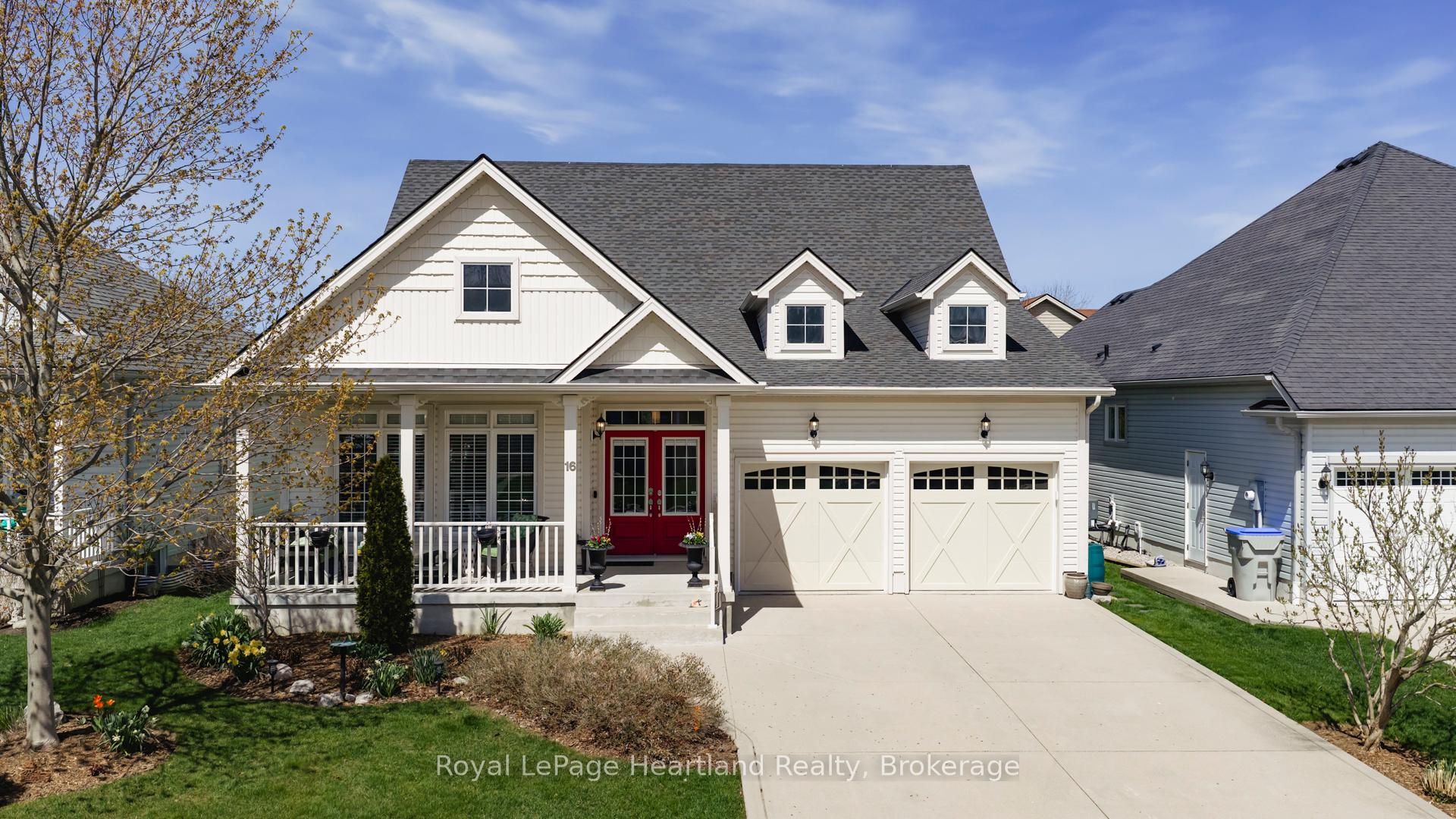 16 Macpherson Avenue, Huron East, ON N0K 1W0