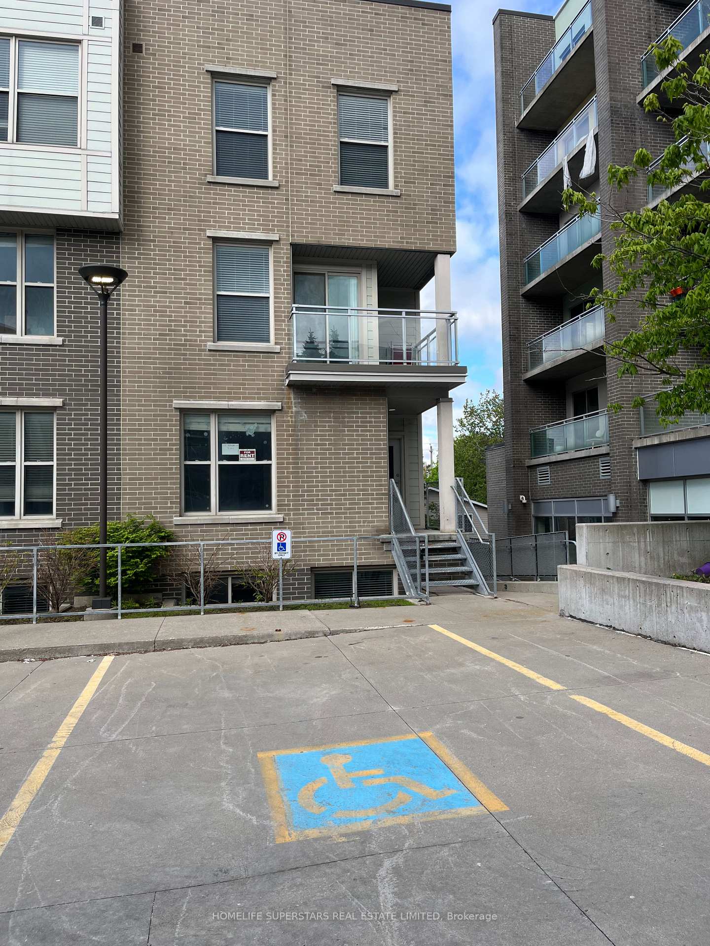 62 Balsam Street N T101, Waterloo, ON N3L 3H2