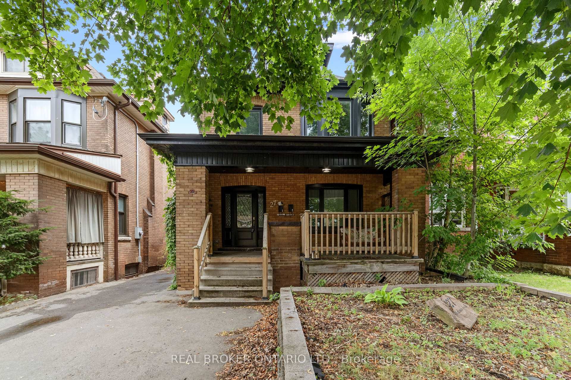 27 Melrose Avenue S, Hamilton, ON L8M 2Y4