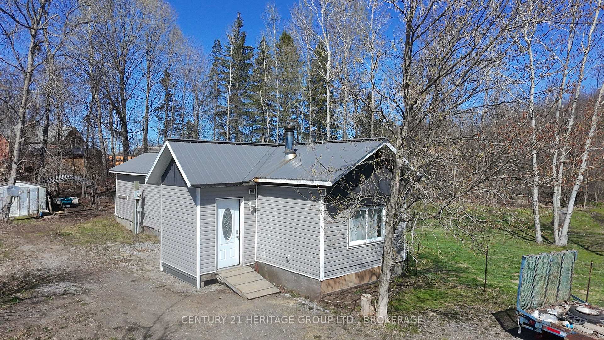 10 Wilson Street, Rideau Lakes, ON K0G 1E0