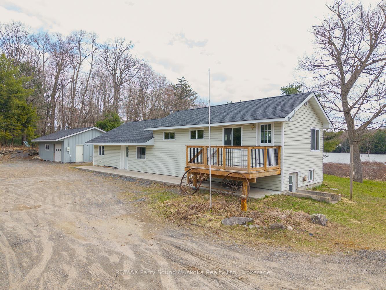92 Blue Lake Road, Seguin, ON P2A 2W8