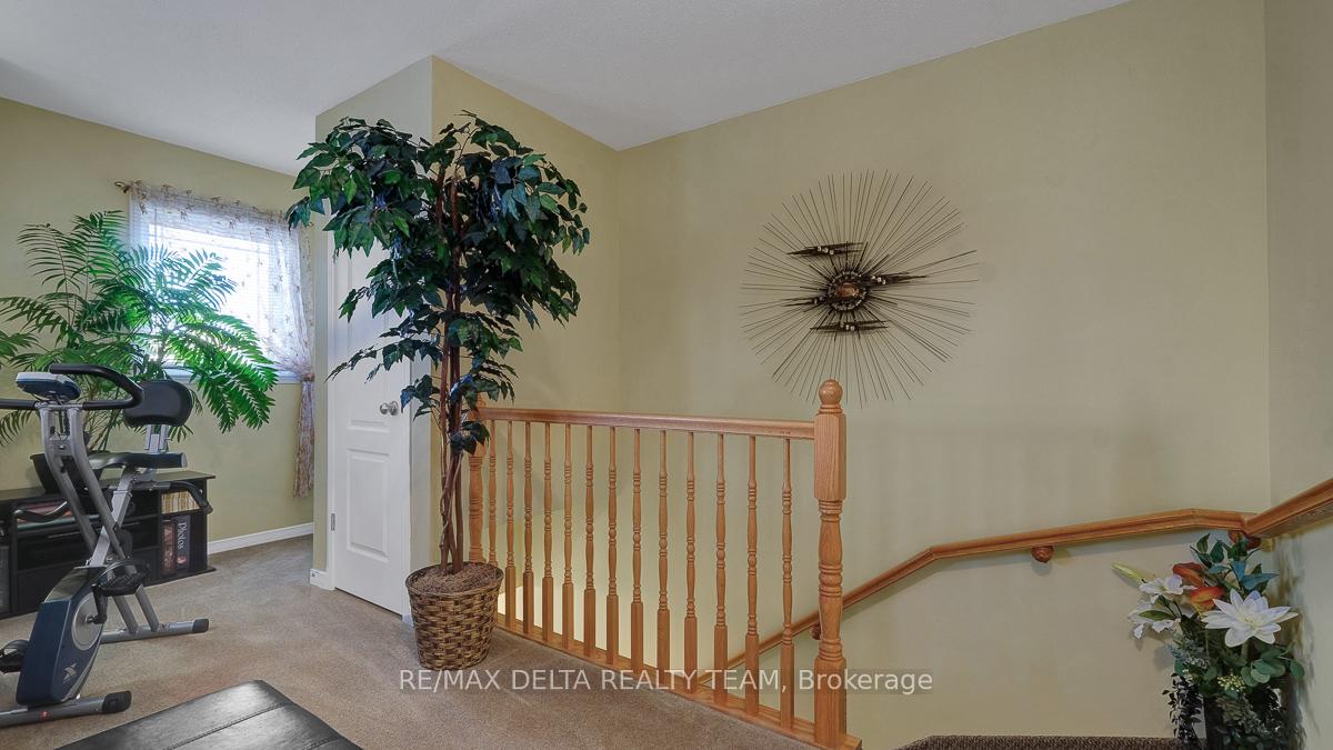 189 Eliot Street 111, Clarence-Rockland — photo 4 of 5