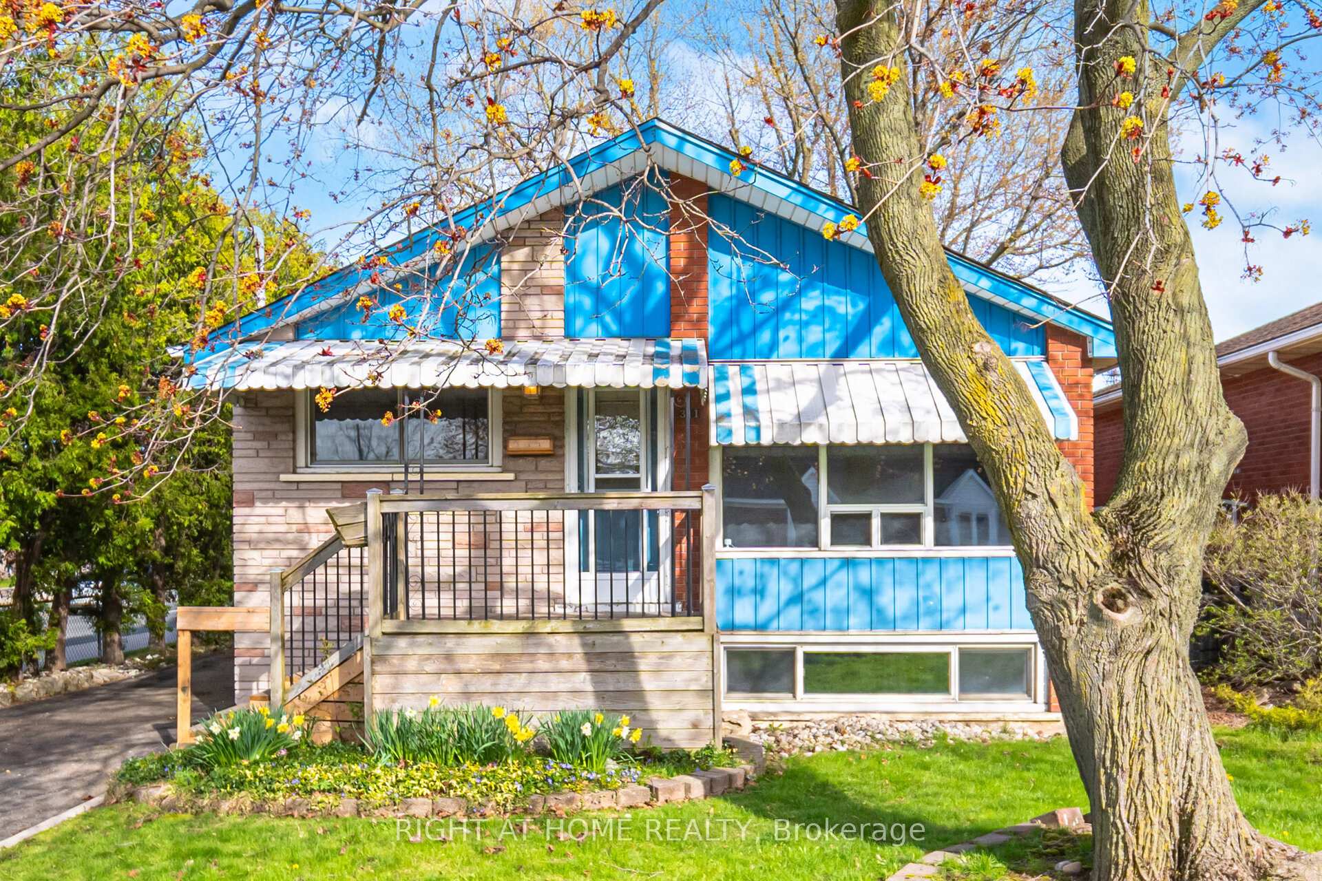 311 East 14th Street, Hamilton, ON L9A 4C1