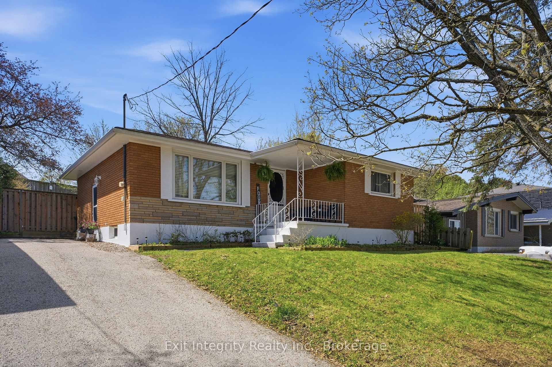 4 Howard Street, Norfolk, ON N3Y 2H5