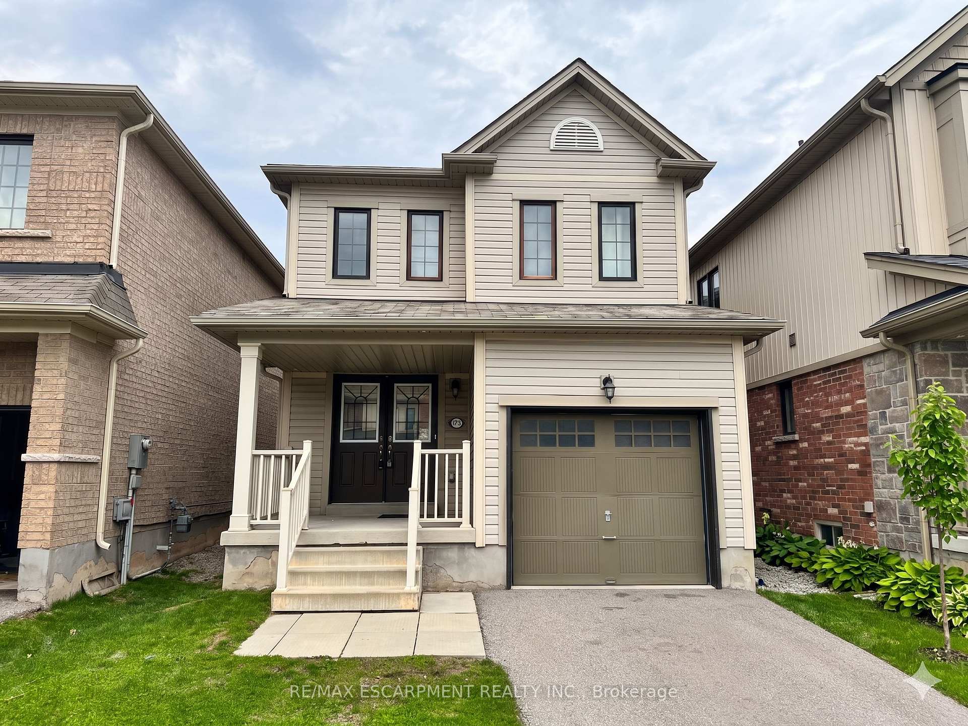 7774 Buckeye Crescent, Niagara Falls, ON L2H 0P2