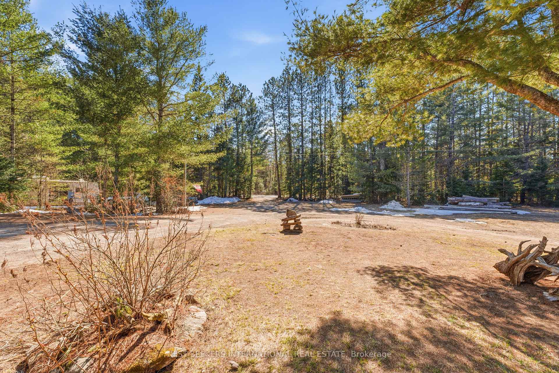 3184 Ravenscliffe Road, Huntsville — photo 2 of 5