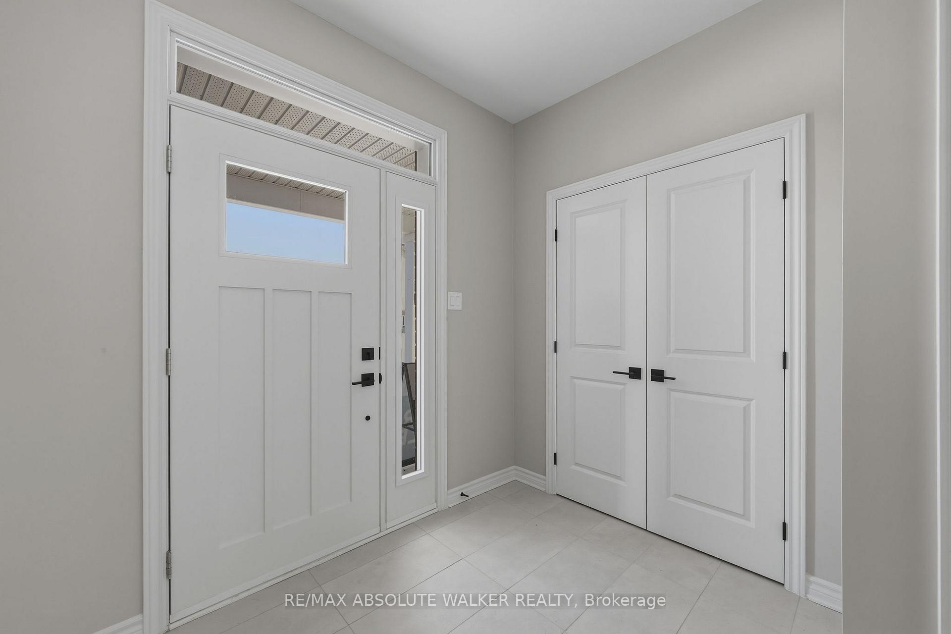 803 Antonio Farley Street, Orleans - Cumberland and Area — photo 2 of 5