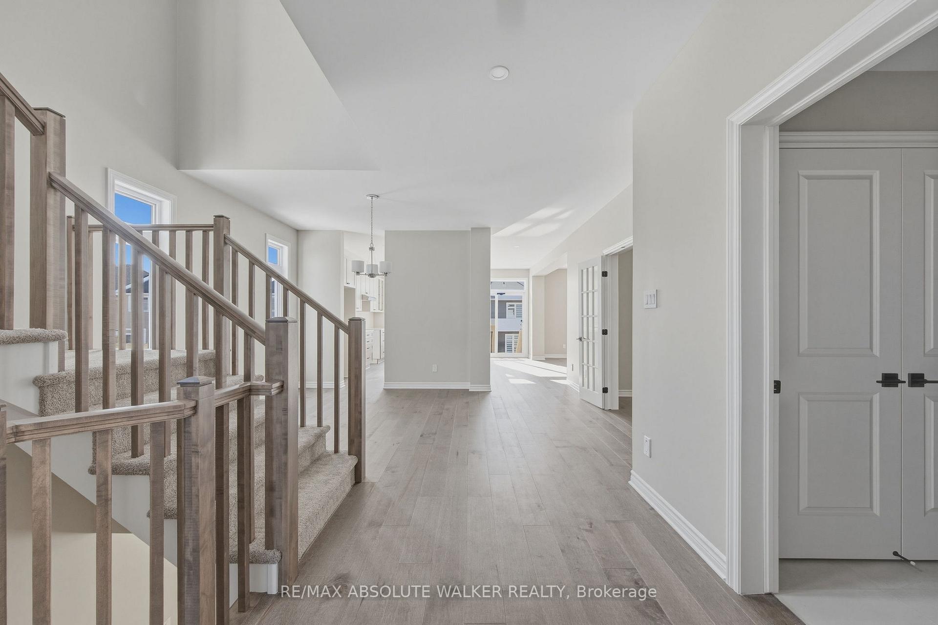 803 Antonio Farley Street, Orleans - Cumberland and Area — photo 3 of 5