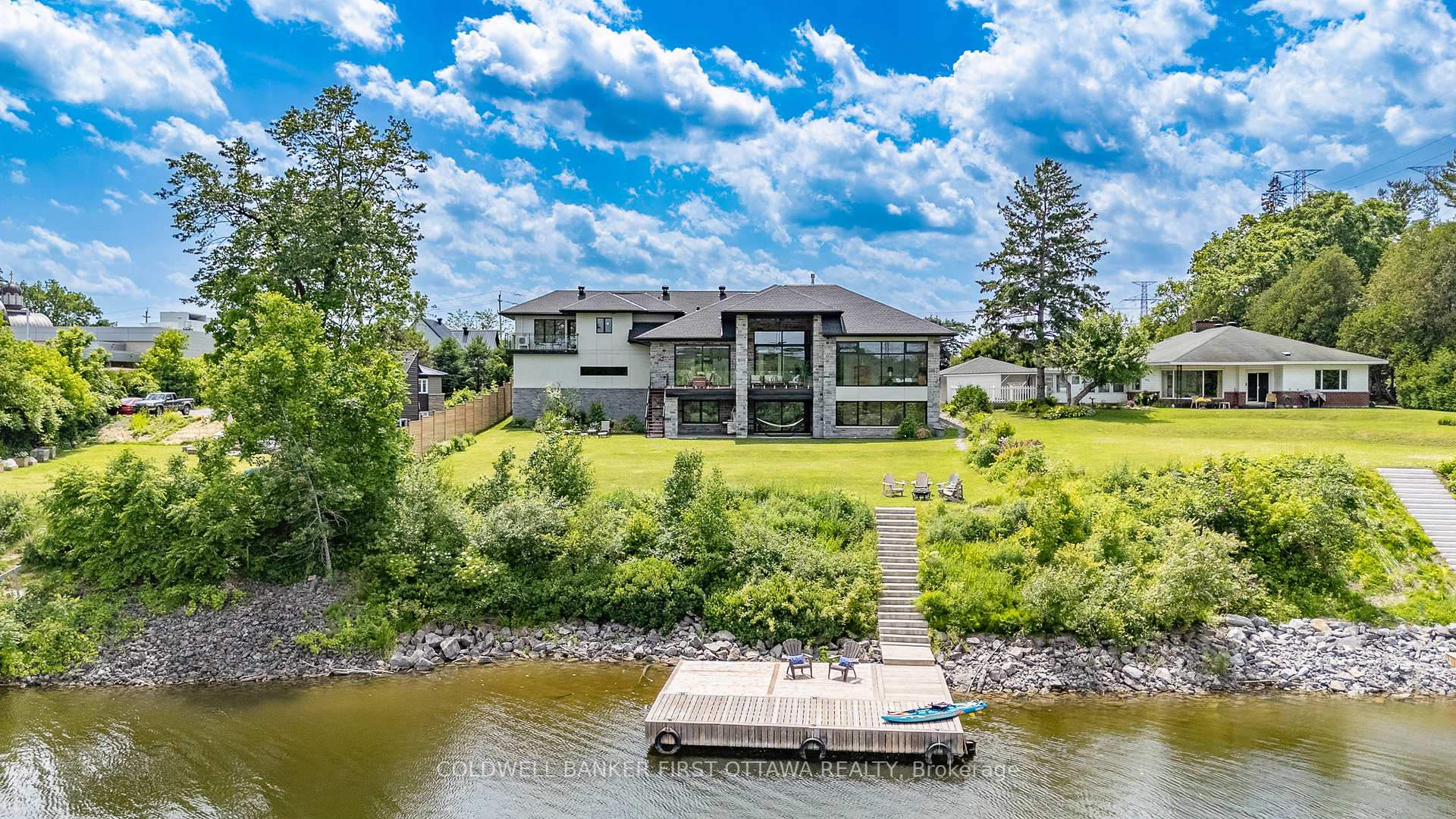 1981 PRINCE OF WALES Drive, Cityview - Parkwoods Hills - Rideau Shore, ON K2C 3J7