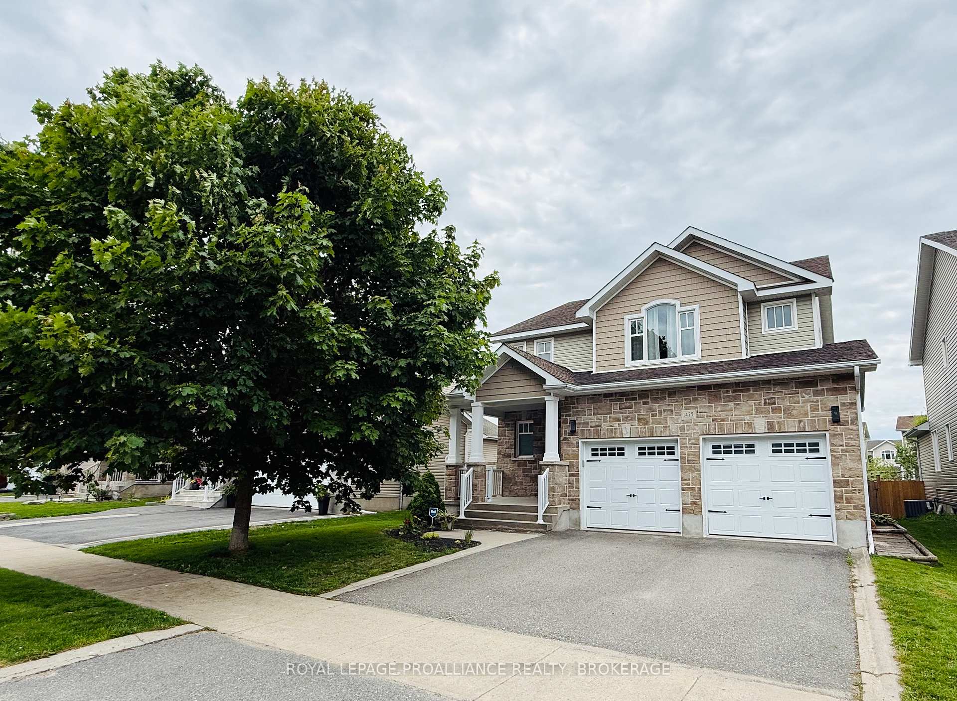1425 Evergreen Drive, Kingston — photo 2 of 5