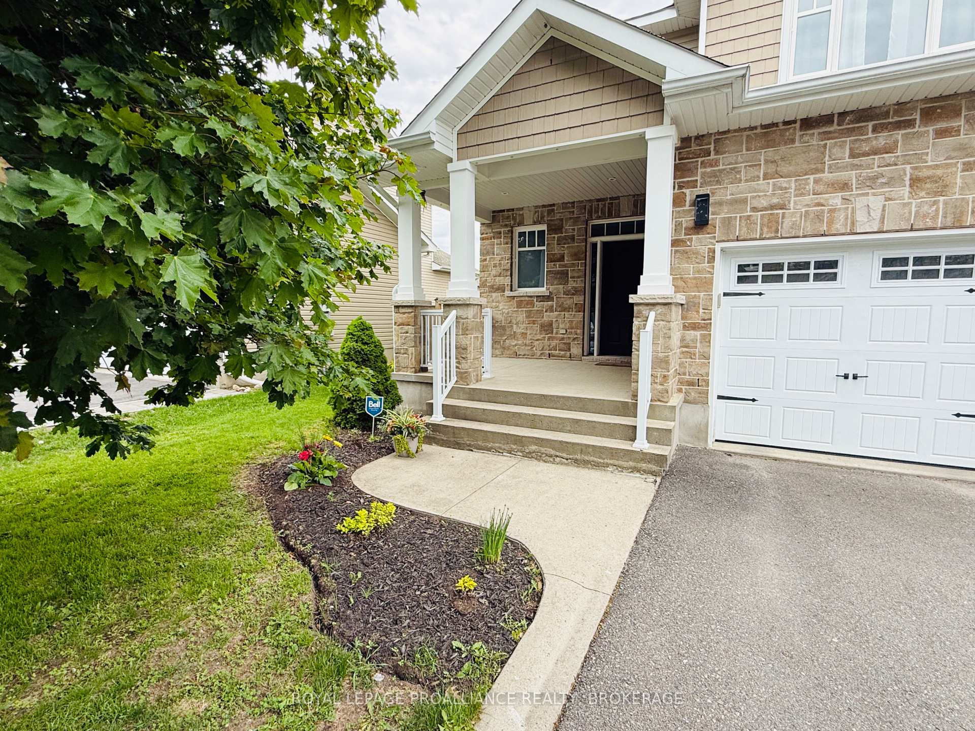 1425 Evergreen Drive, Kingston — photo 3 of 5