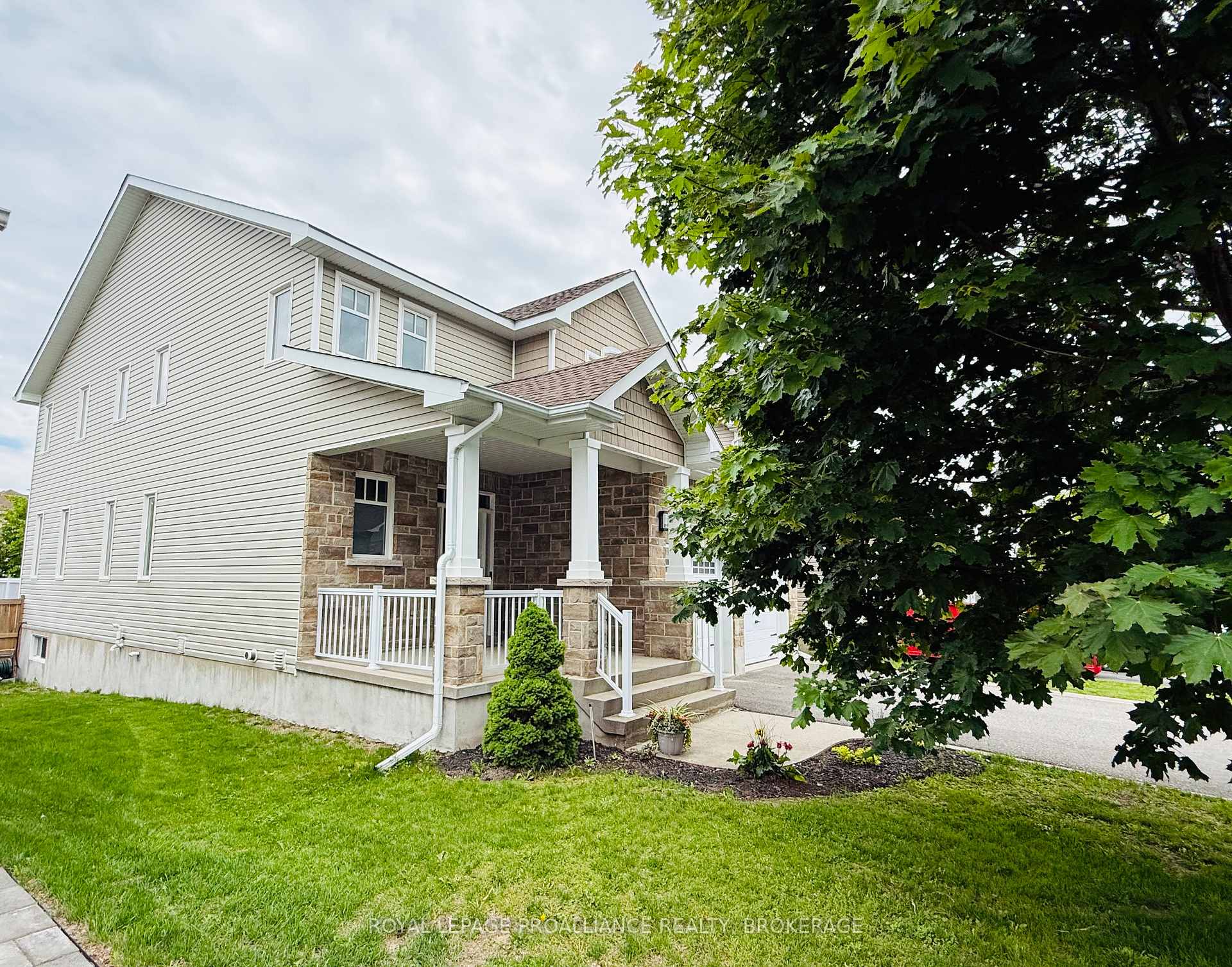 1425 Evergreen Drive, Kingston — photo 4 of 5