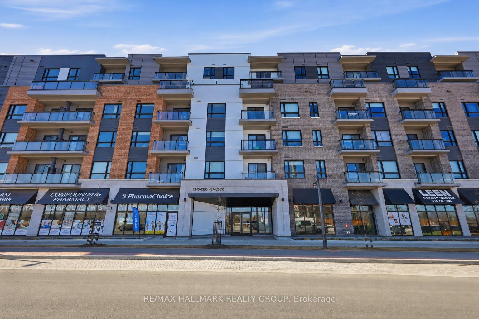 1350 Hemlock Road 218, Manor Park - Cardinal Glen and Area, ON K1K 5C2