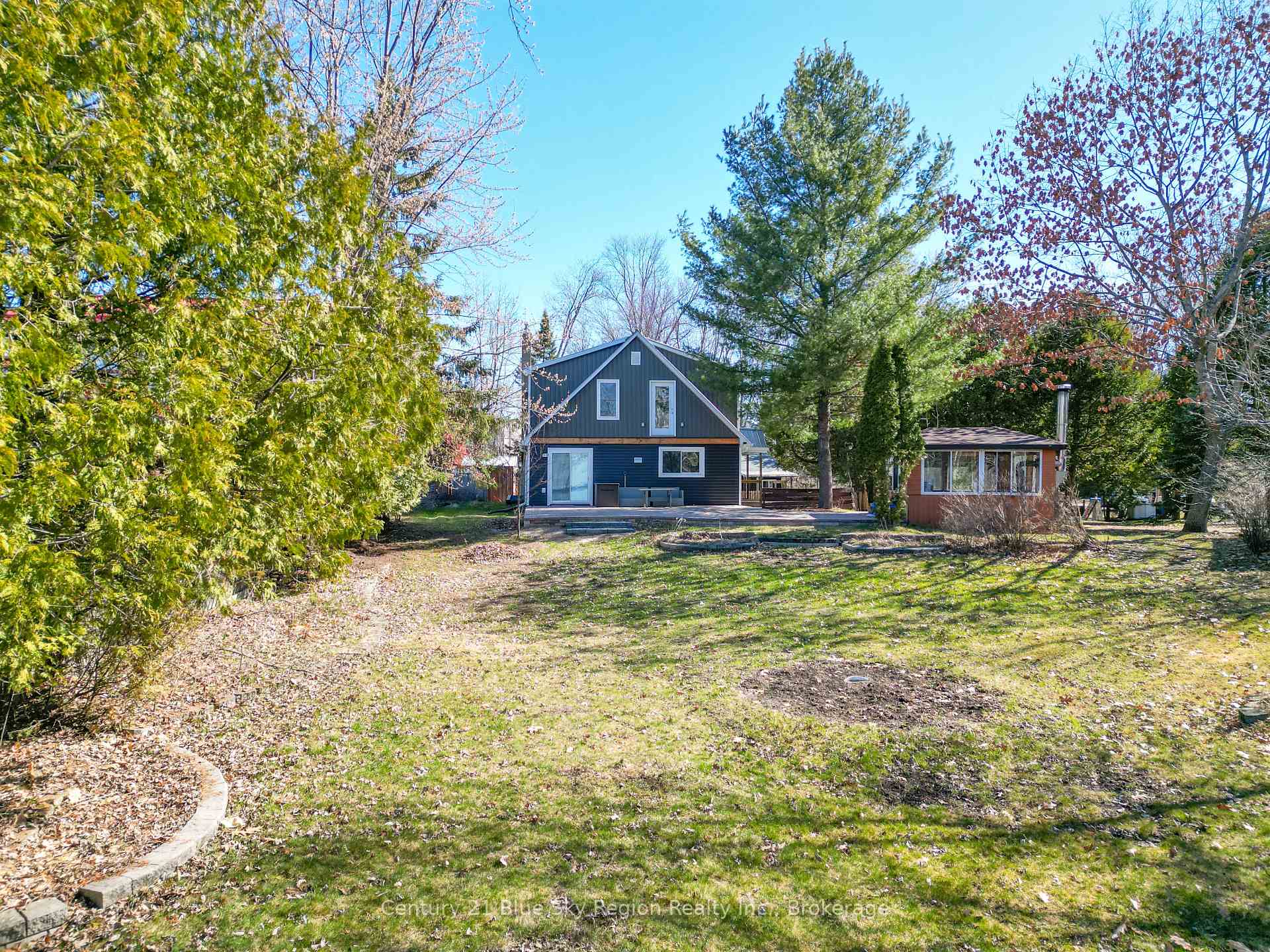 12 Mowat Crescent, North Bay — photo 5 of 5