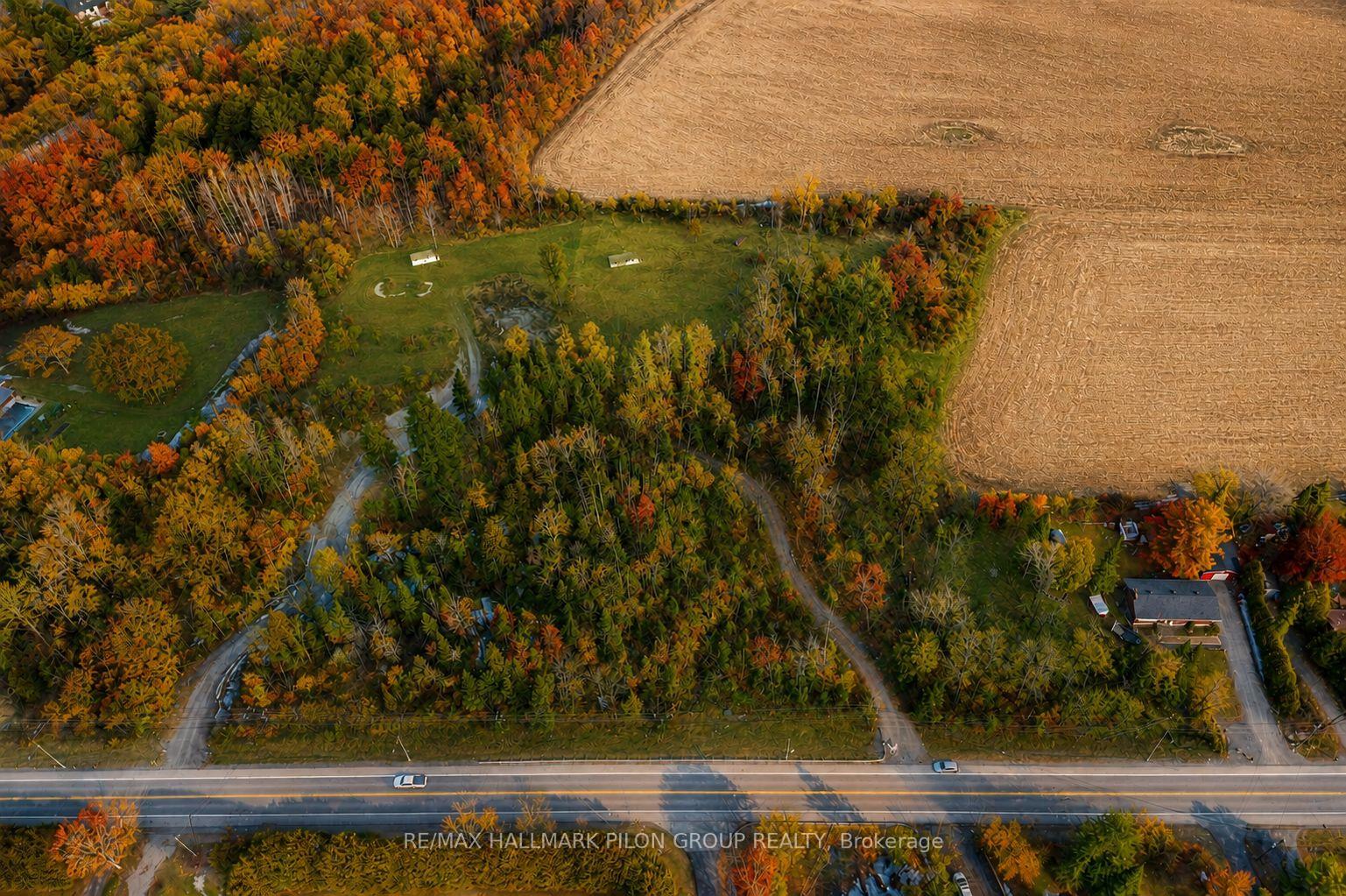 1219 Dunning Road, Orleans - Cumberland and Area — photo 4 of 5