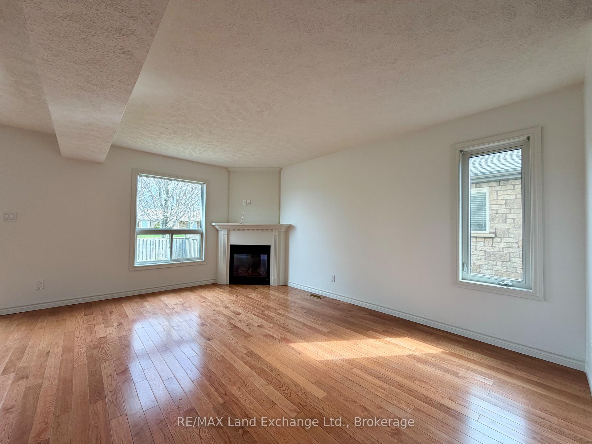 223 STICKEL Street, Saugeen Shores — photo 3 of 5