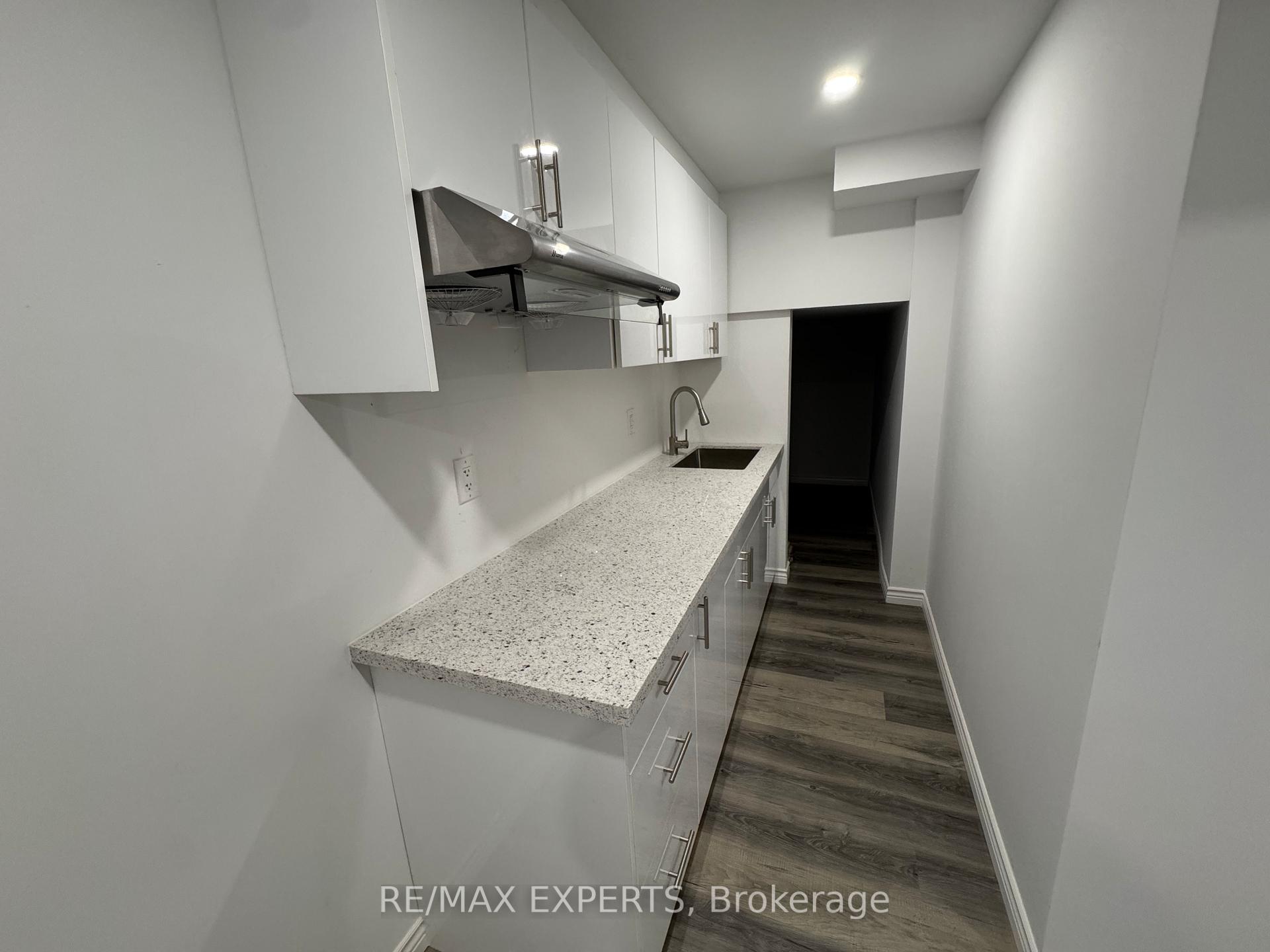 81 Mckernan Avenue Lower #1, Brantford — photo 2 of 5