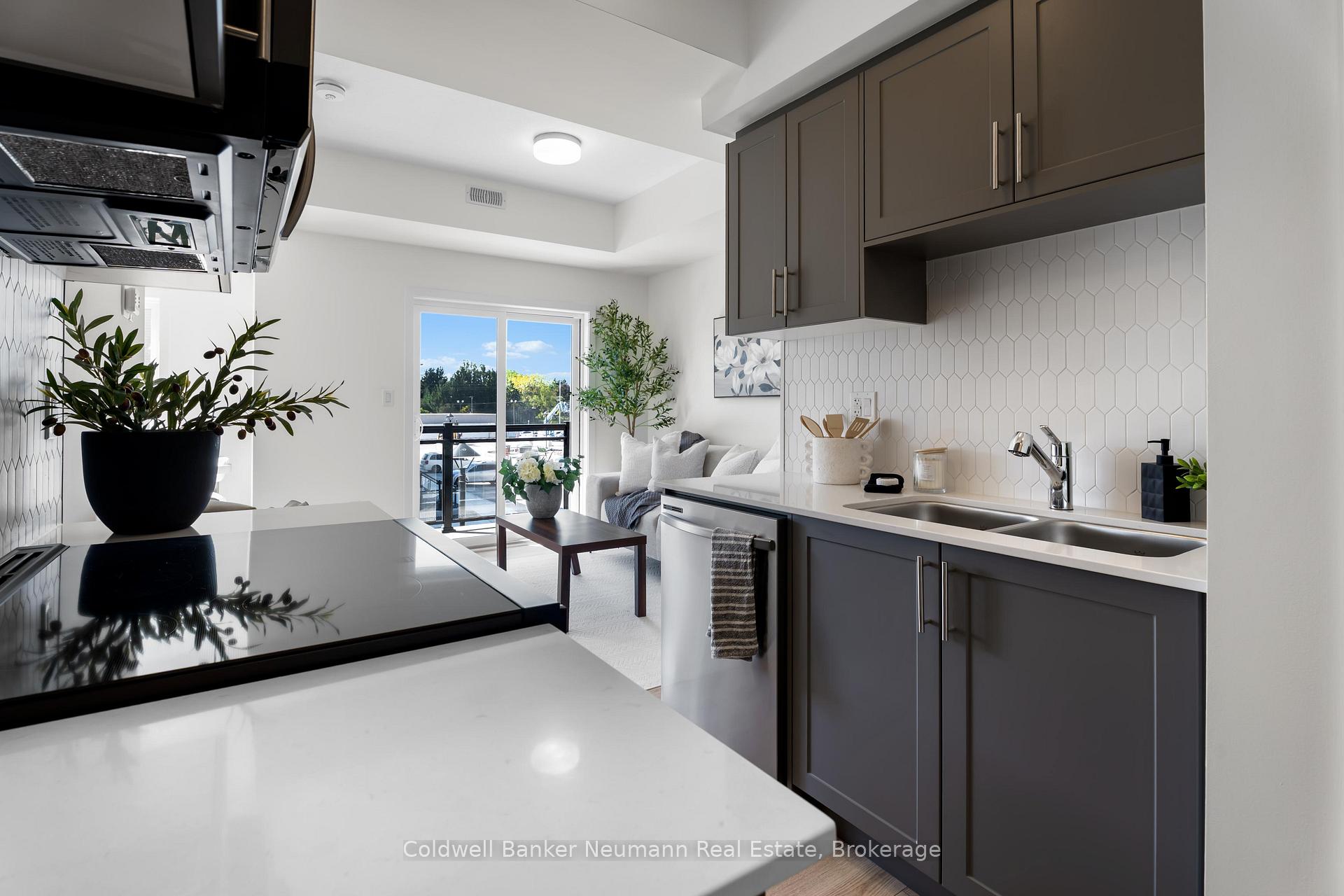 940 St David Street N 51, Centre Wellington, ON N1M 0L7 — Centre Wellington, Ontario