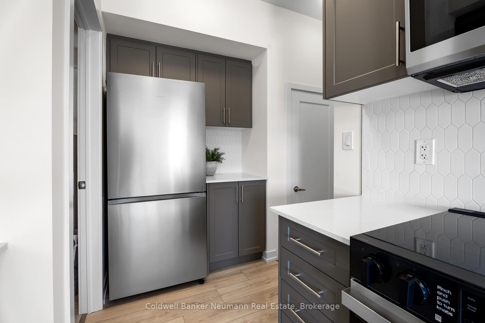 940 St David Street N 51, Centre Wellington — photo 4 of 5
