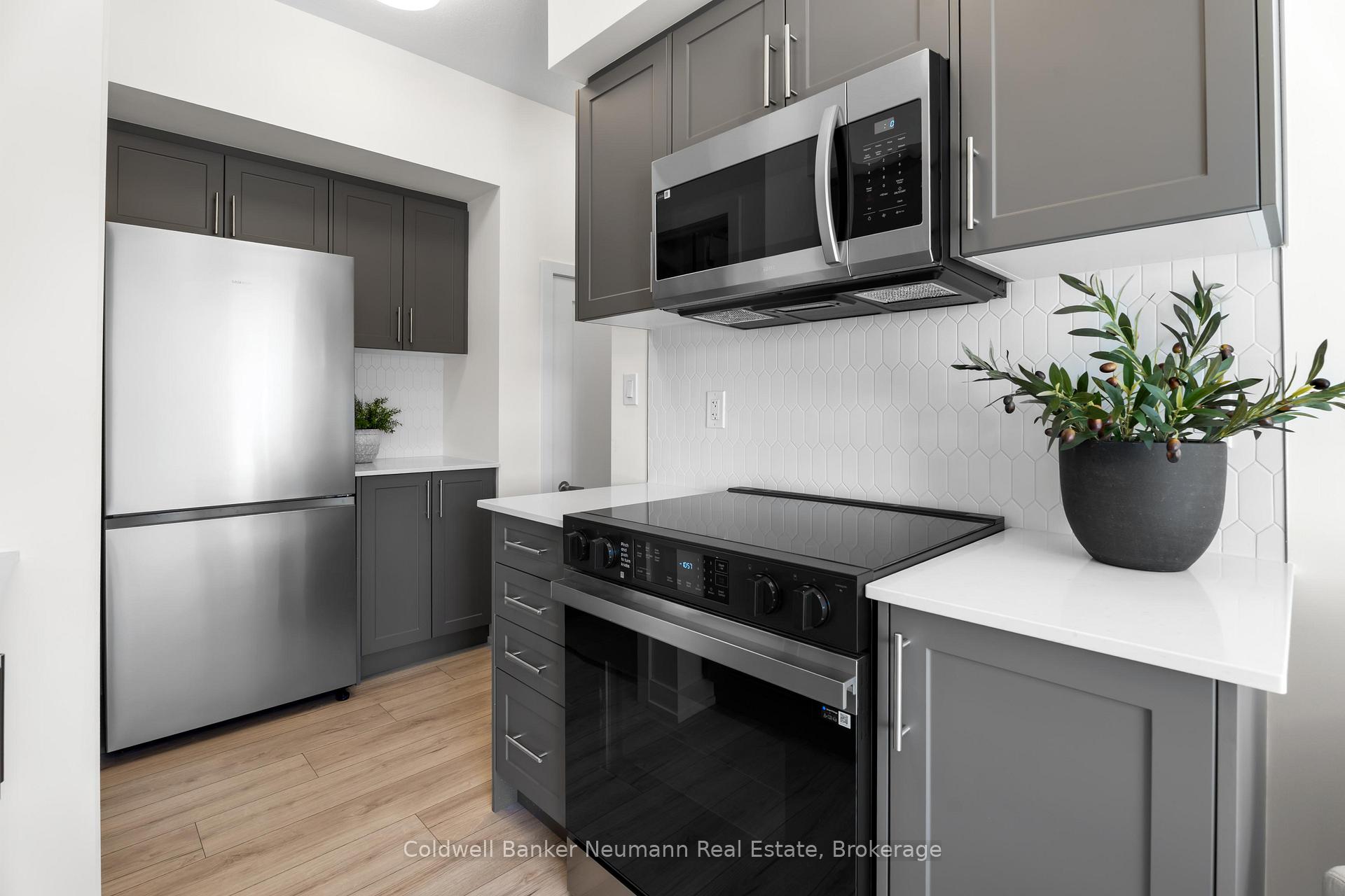 940 St David Street N 51, Centre Wellington — photo 5 of 5