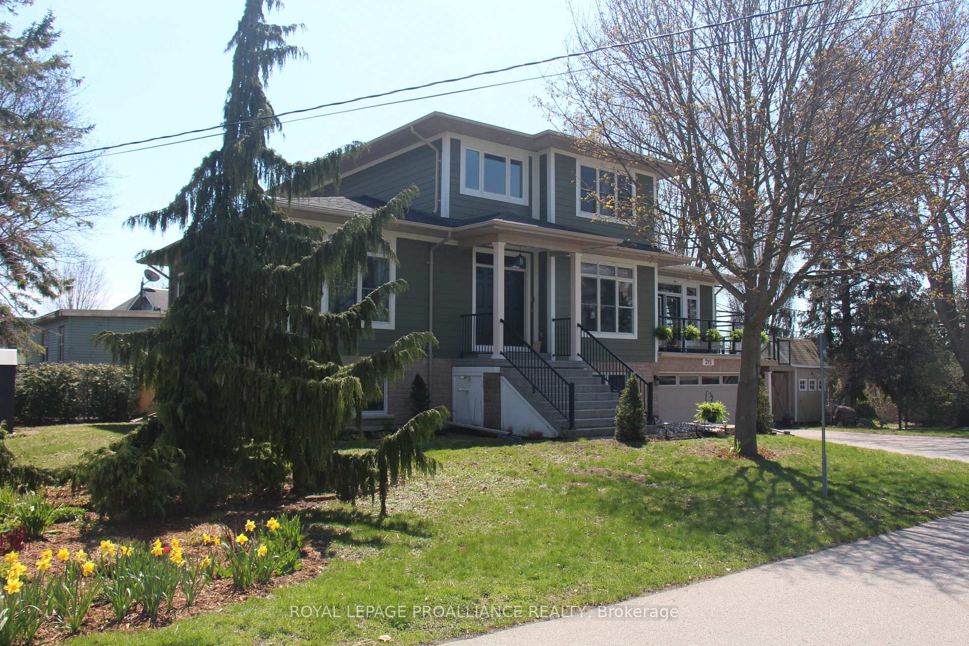 215 Water Street, Cobourg — photo 2 of 5