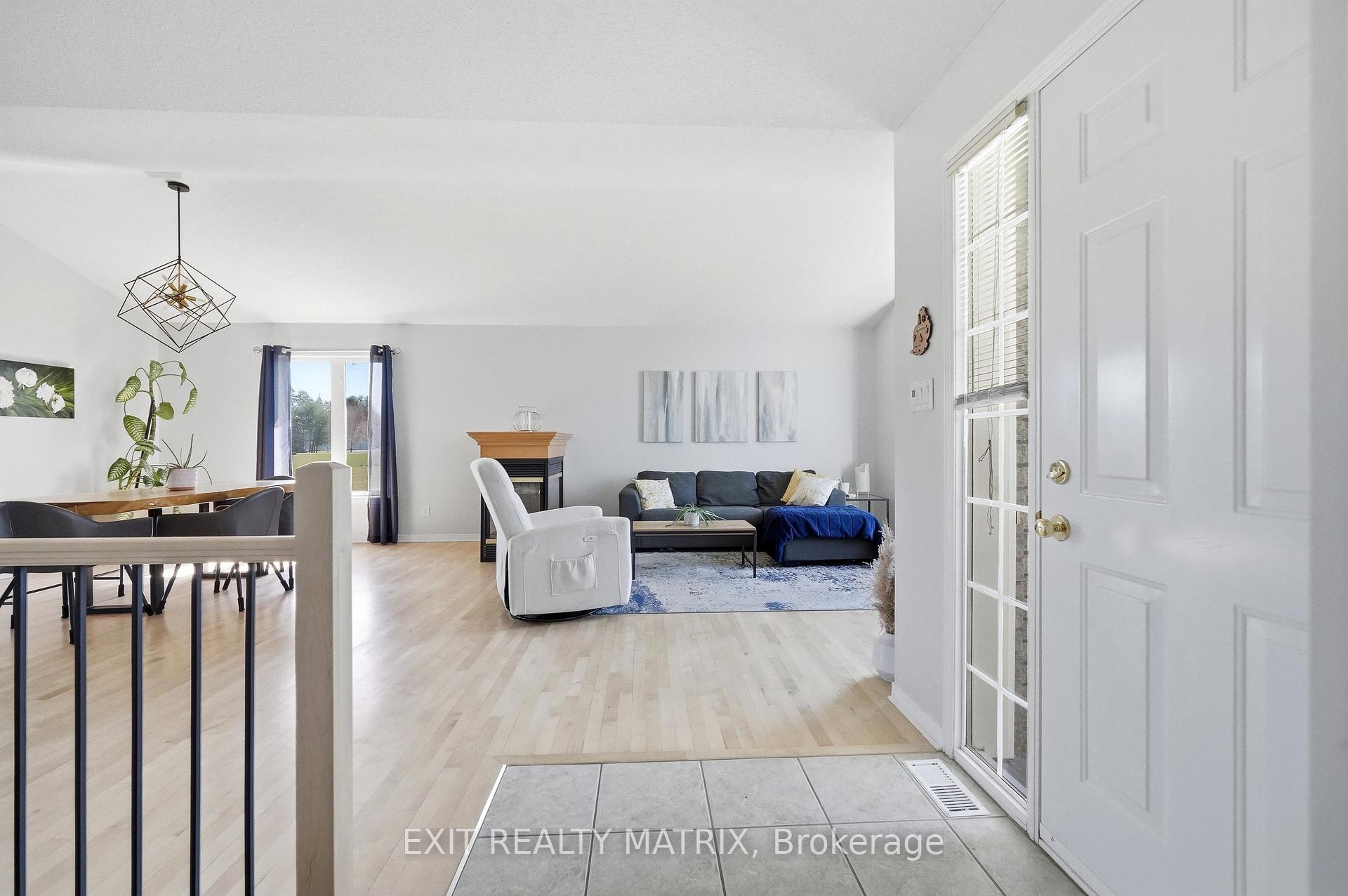 2117 Lemery Street, Clarence-Rockland — photo 4 of 5