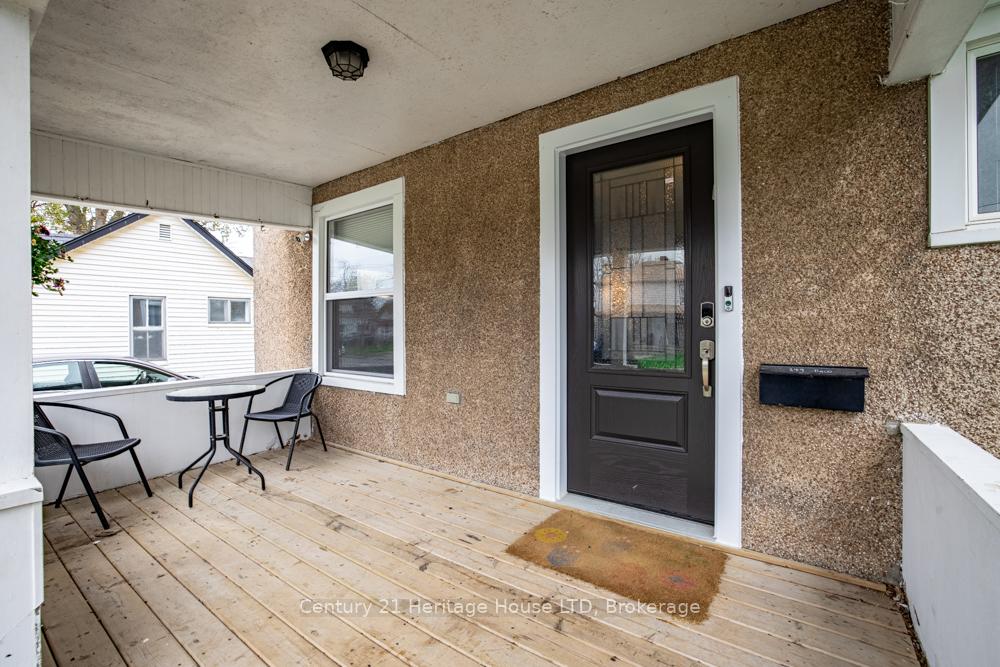 149 Bald Street, Welland — photo 3 of 5