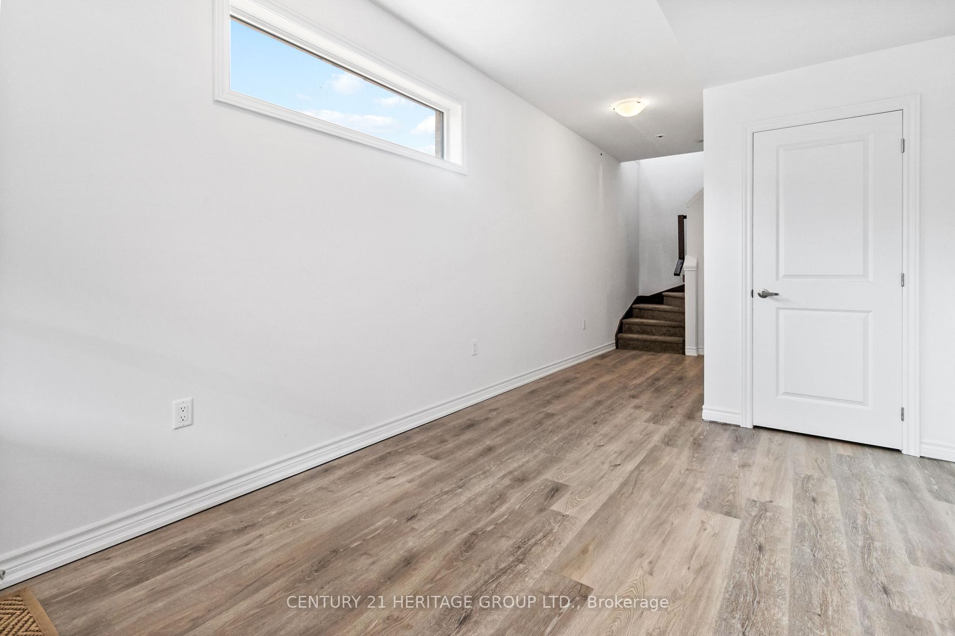 461 Blackburn Drive 93, Brantford — photo 3 of 5